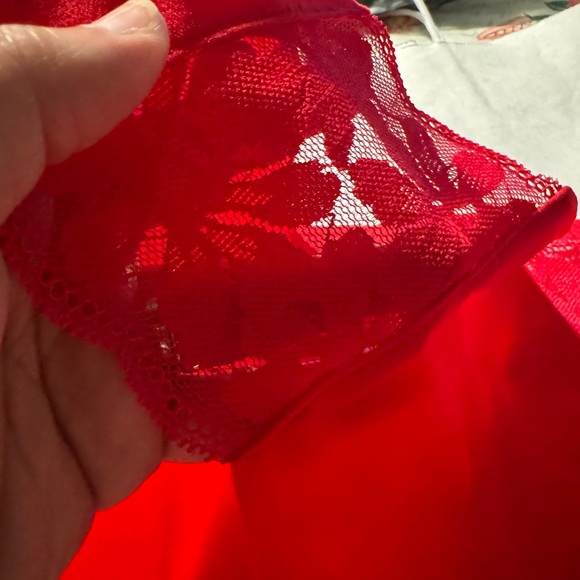 Victoria’s Secret bundle of 2 hipster no show panties. - Picture 4 of 5